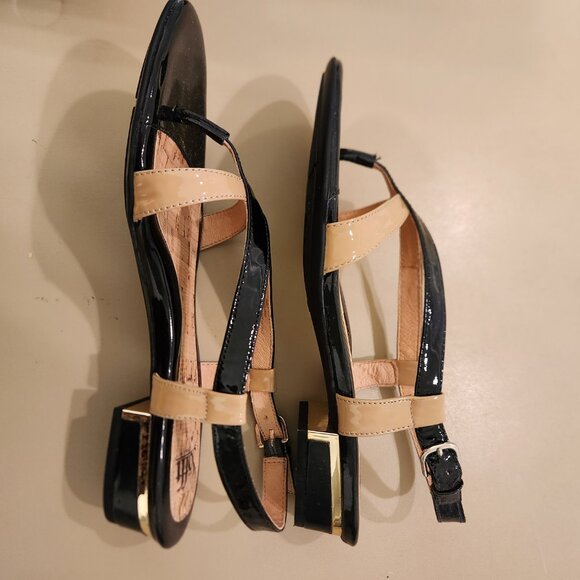 Sofft Sandles - Picture 3 of 3